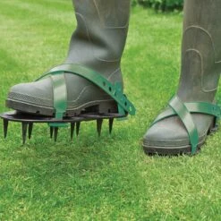 Rasenspikes, Rasenbelüftung